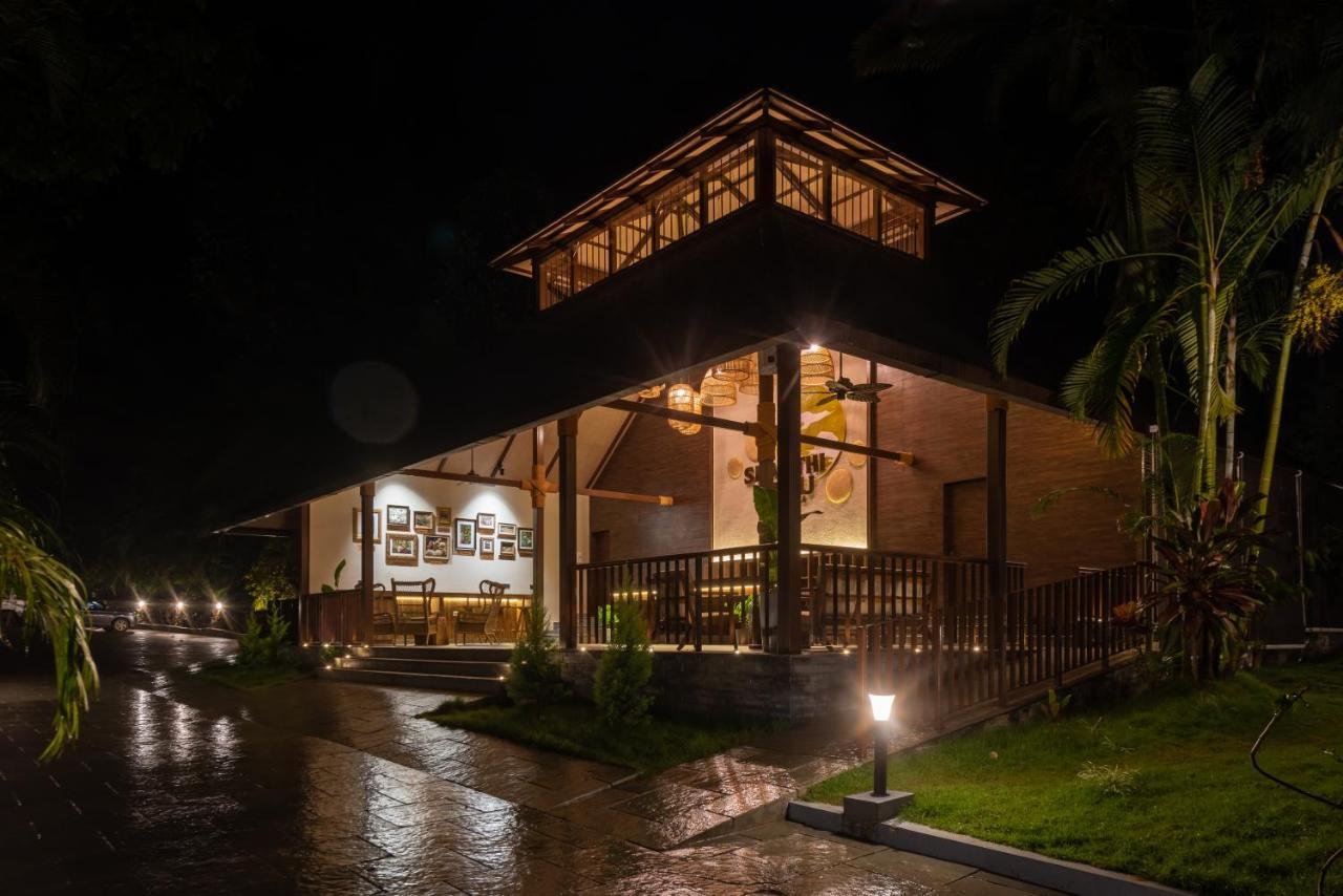 Shanthi Kunnj Riverside Exotica Chikmagalur Ngoại thất bức ảnh