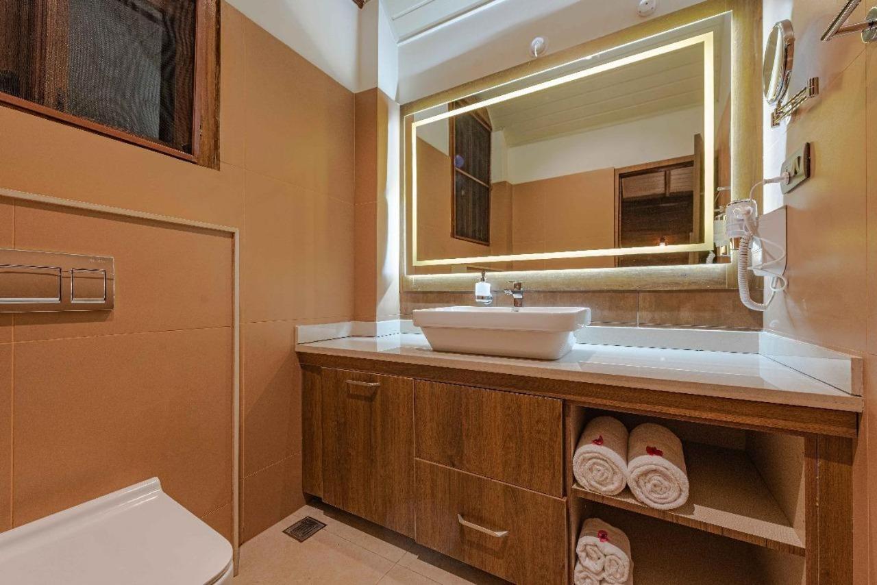 Shanthi Kunnj Riverside Exotica Chikmagalur Ngoại thất bức ảnh